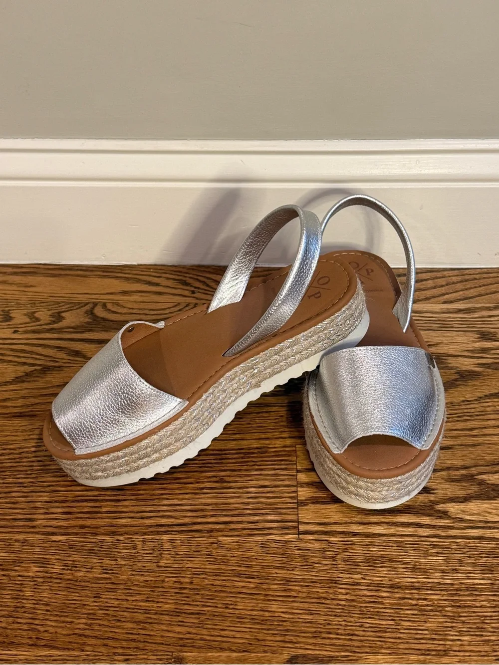 Popa Silver Leather Espadrille Slingback Sandals - Women's